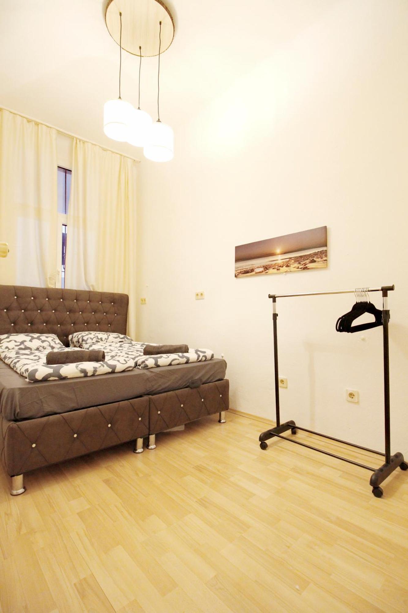 Comfortable Rooms Near Schonbrunn Palace Вена Экстерьер фото