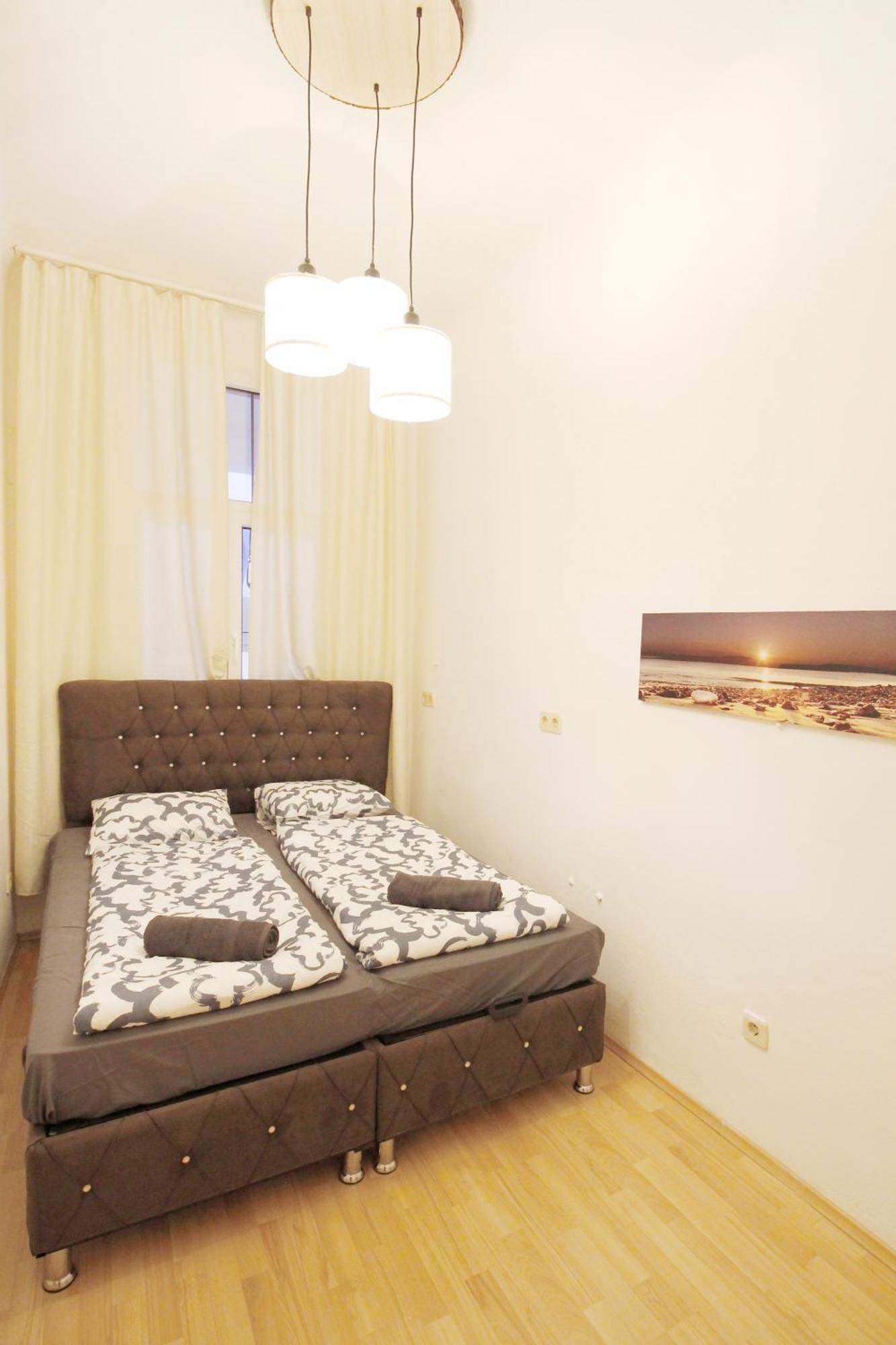 Comfortable Rooms Near Schonbrunn Palace Вена Экстерьер фото
